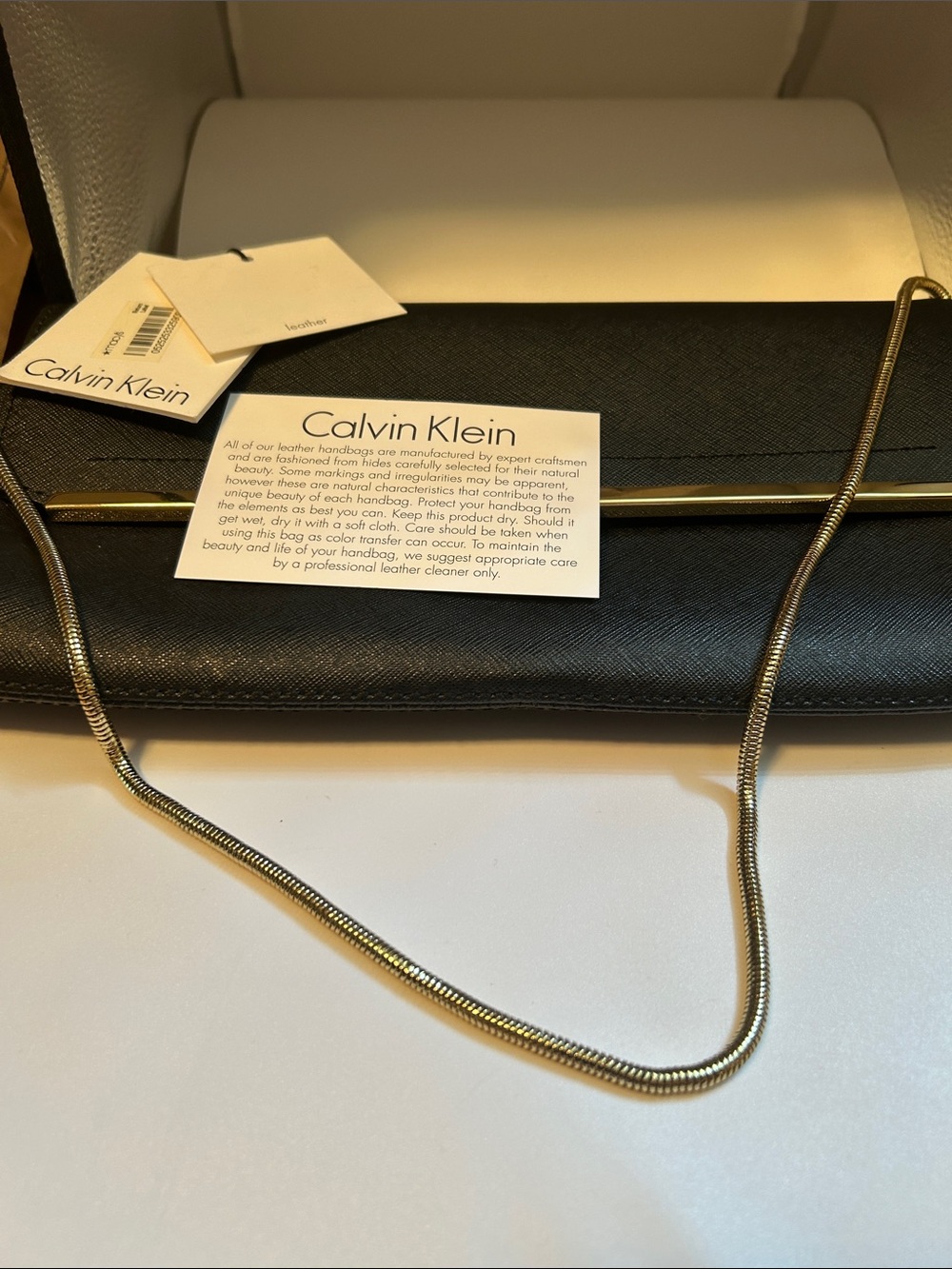 Calvin Klein black leather envelope clutch purse gold tone chain strap elegant - Picture 4 of 6
